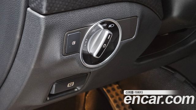 Mercedes-Benz A-Class 2018 — photo 14