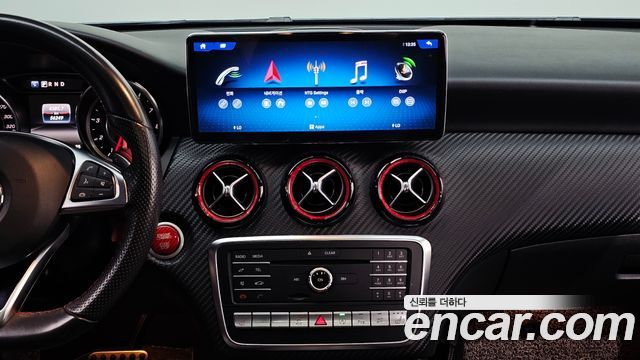 Mercedes-Benz A-Class 2018 — photo 15