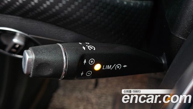 Mercedes-Benz A-Class 2018 — photo 18