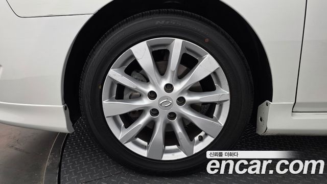 Renault Korea SM5  2011 — photo 5