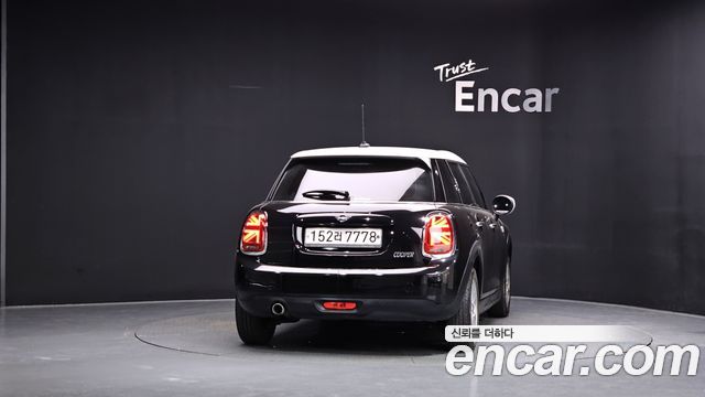 Mini Cooper 2021 — photo 4