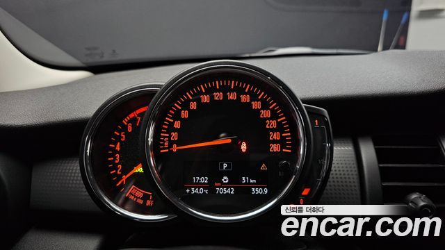 Mini Cooper 2021 — photo 11