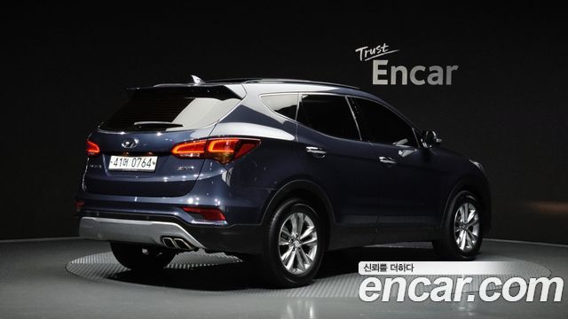 Hyundai Santafe 2016 — photo 2