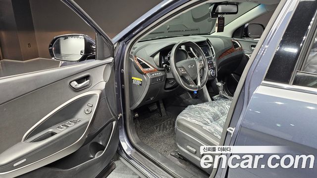 Hyundai Santafe 2016 — photo 10