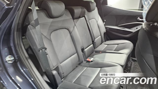 Hyundai Santafe 2016 — photo 11