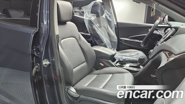 Hyundai Santafe 2016 — photo 12