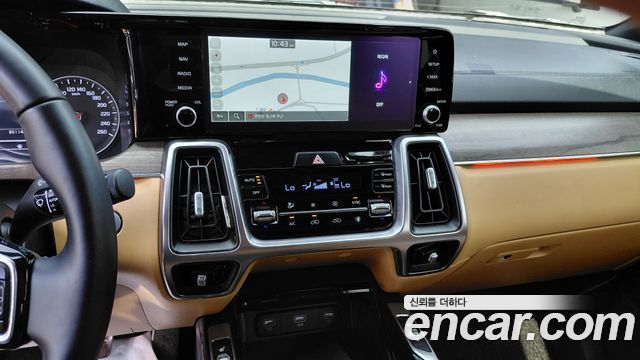 Kia Sorento 2022 — photo 19
