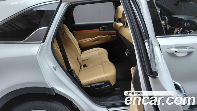 Kia Sorento 2022 — photo 16
