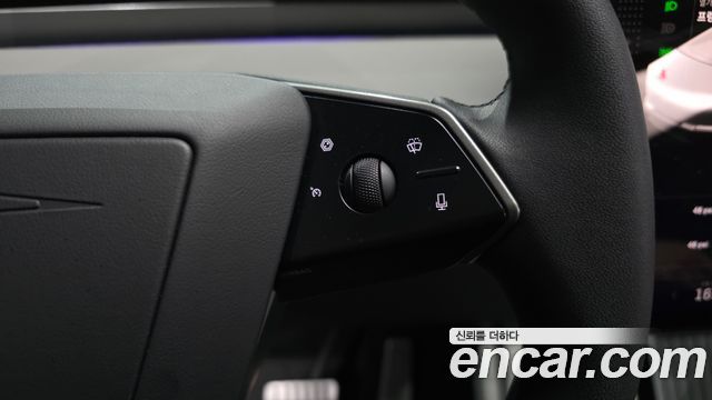 Tesla Cybertruck 2026 — photo 16