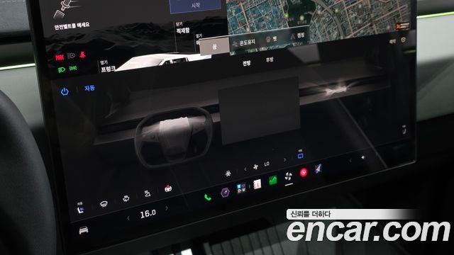 Tesla Cybertruck 2026 — photo 18