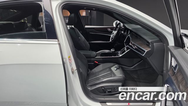 Audi A6 2023 — photo 16