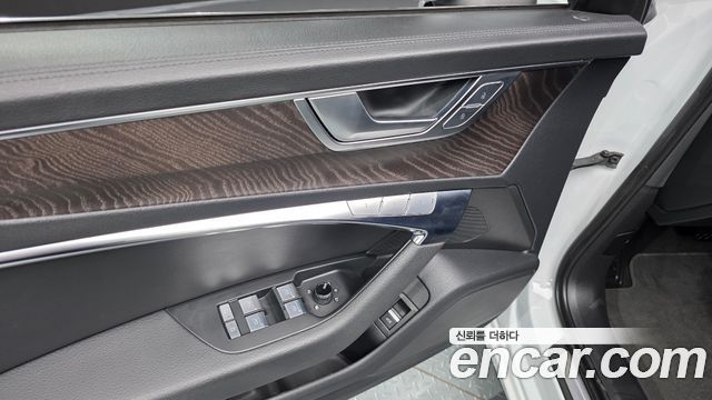 Audi A6 2023 — photo 28