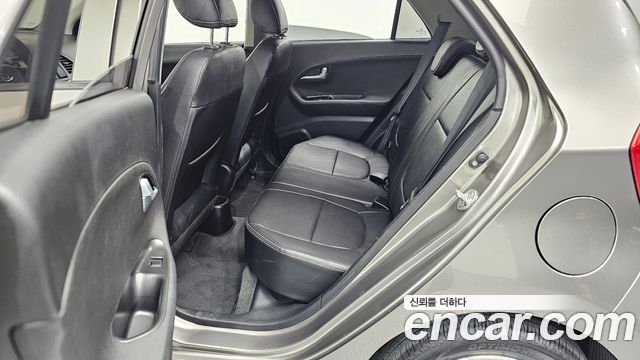 Kia morning 2012 — photo 25