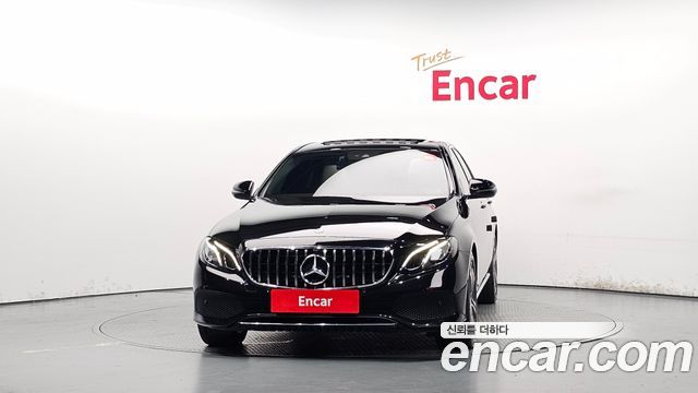 Mercedes-Benz E-Class 2019 — photo 3