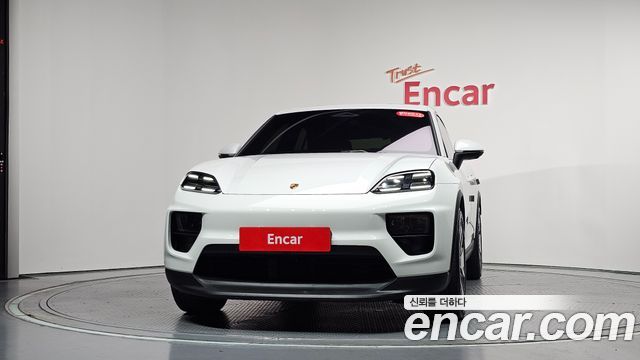 Porsche Macan 2025 — photo 3
