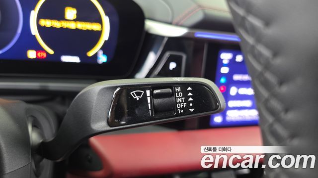 Porsche Macan 2025 — photo 27
