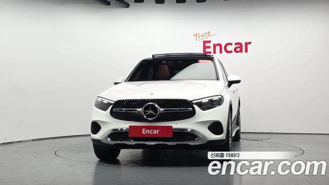 Mercedes-Benz GLC-Class 2025 — photo 3
