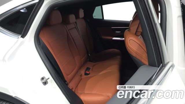 Mercedes-Benz GLC-Class 2025 — photo 17