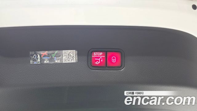 Mercedes-Benz GLC-Class 2025 — photo 30