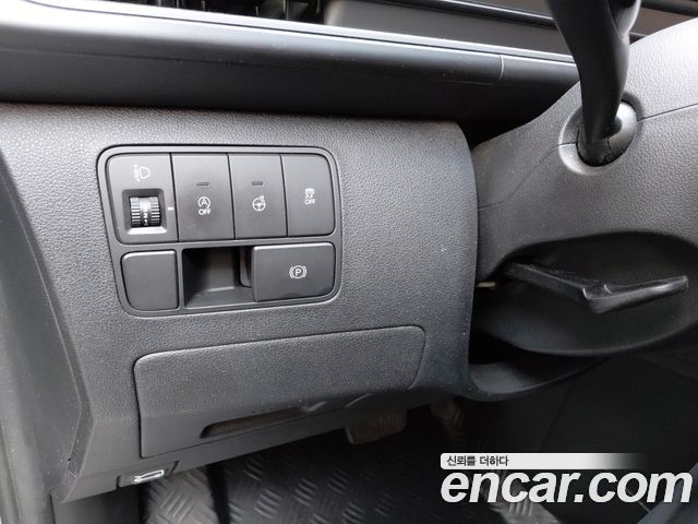 Hyundai Staria 2022 — photo 26
