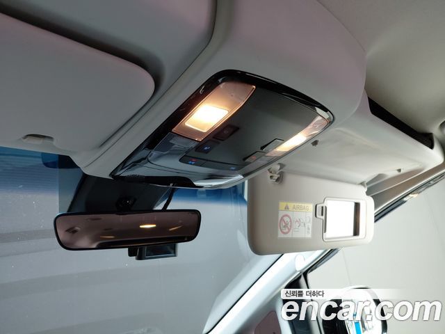 Hyundai Staria 2022 — photo 29