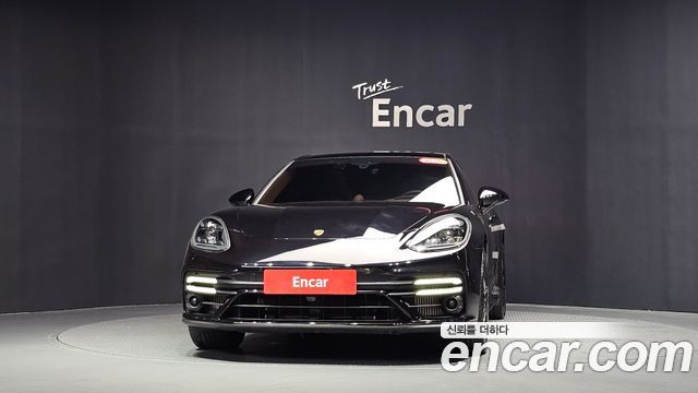 Porsche Panamera 2023 — photo 3