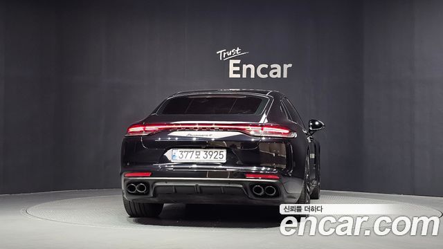 Porsche Panamera 2023 — photo 4