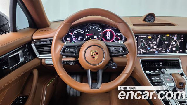 Porsche Panamera 2023 — photo 19