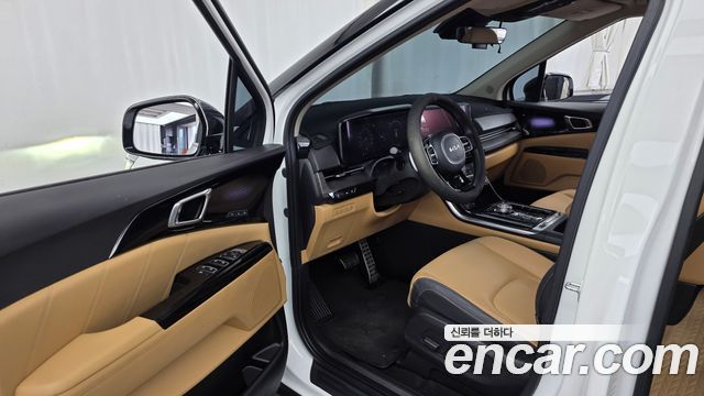 Kia Canival 2023 — photo 13
