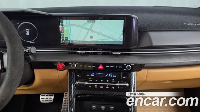 Kia Canival 2023 — photo 20