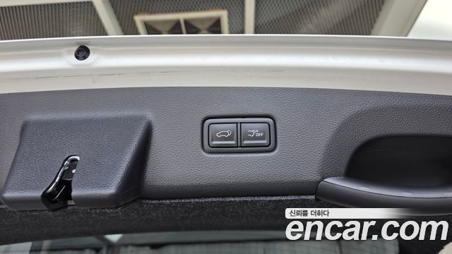 Kia Canival 2023 — photo 27