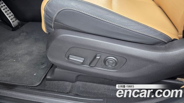 Kia Canival 2023 — photo 31