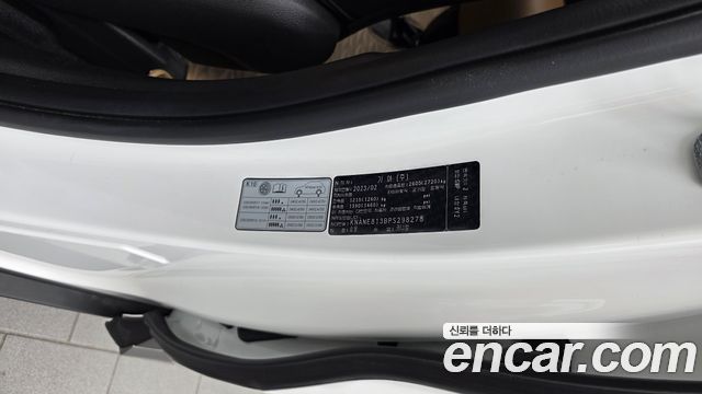 Kia Canival 2023 — photo 34