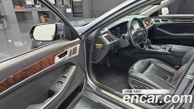 Hyundai Genesis 2015 — photo 13