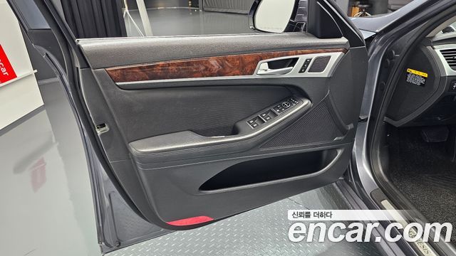 Hyundai Genesis 2015 — photo 14