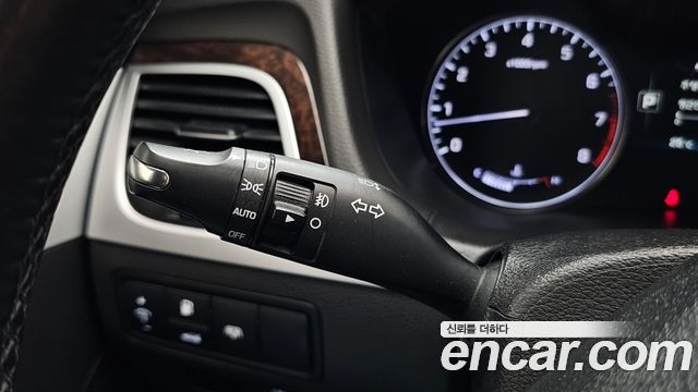Hyundai Genesis 2015 — photo 27