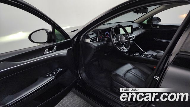 Kia K5 2022 — photo 13
