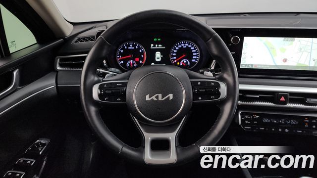 Kia K5 2022 — photo 18