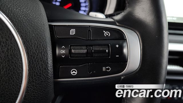 Kia K5 2022 — photo 22