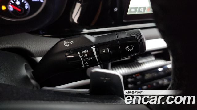 Kia K5 2022 — photo 26