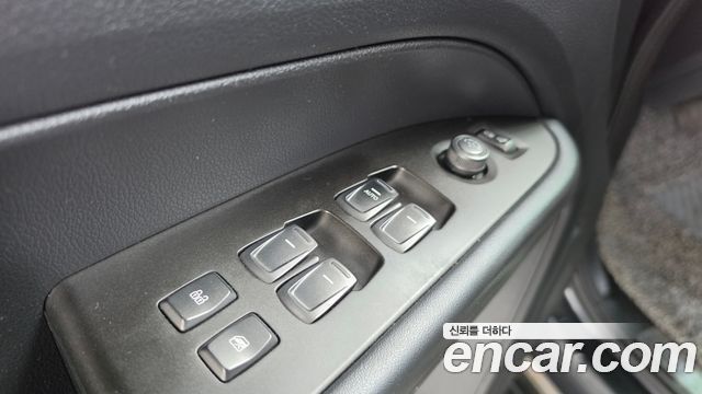 KG Mobility Rexton 2018 — photo 29