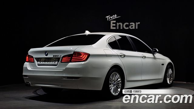 BMW 5-Series 2014 — photo 2