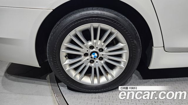 BMW 5-Series 2014 — photo 5