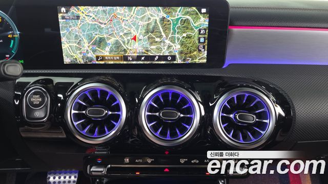 Mercedes-Benz CLA-Class 2022 — photo 20