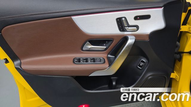 Mercedes-Benz CLA-Class 2022 — photo 14