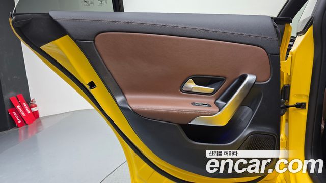 Mercedes-Benz CLA-Class 2022 — photo 15