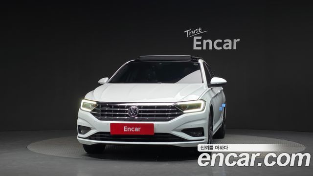 Volkswagen Jetta 2021 — photo 3