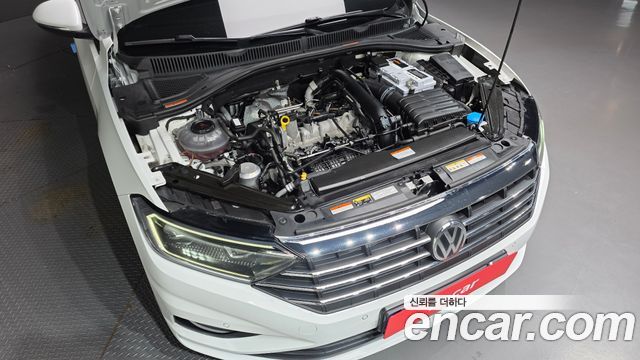 Volkswagen Jetta 2021 — photo 6