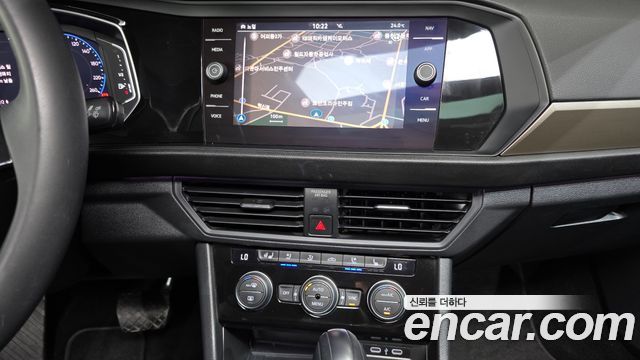 Volkswagen Jetta 2021 — photo 15