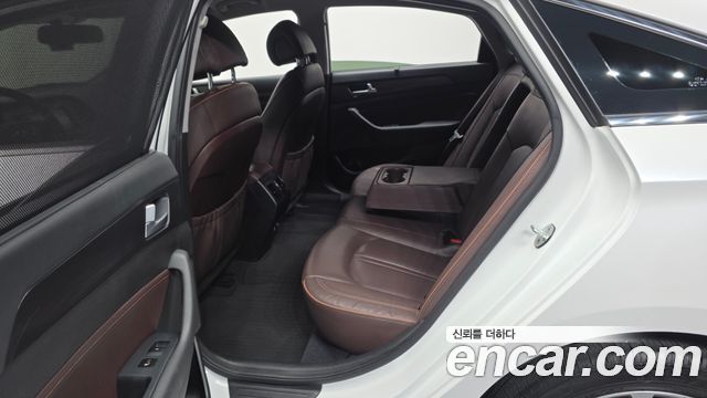 Hyundai Sonata 2017 — photo 11